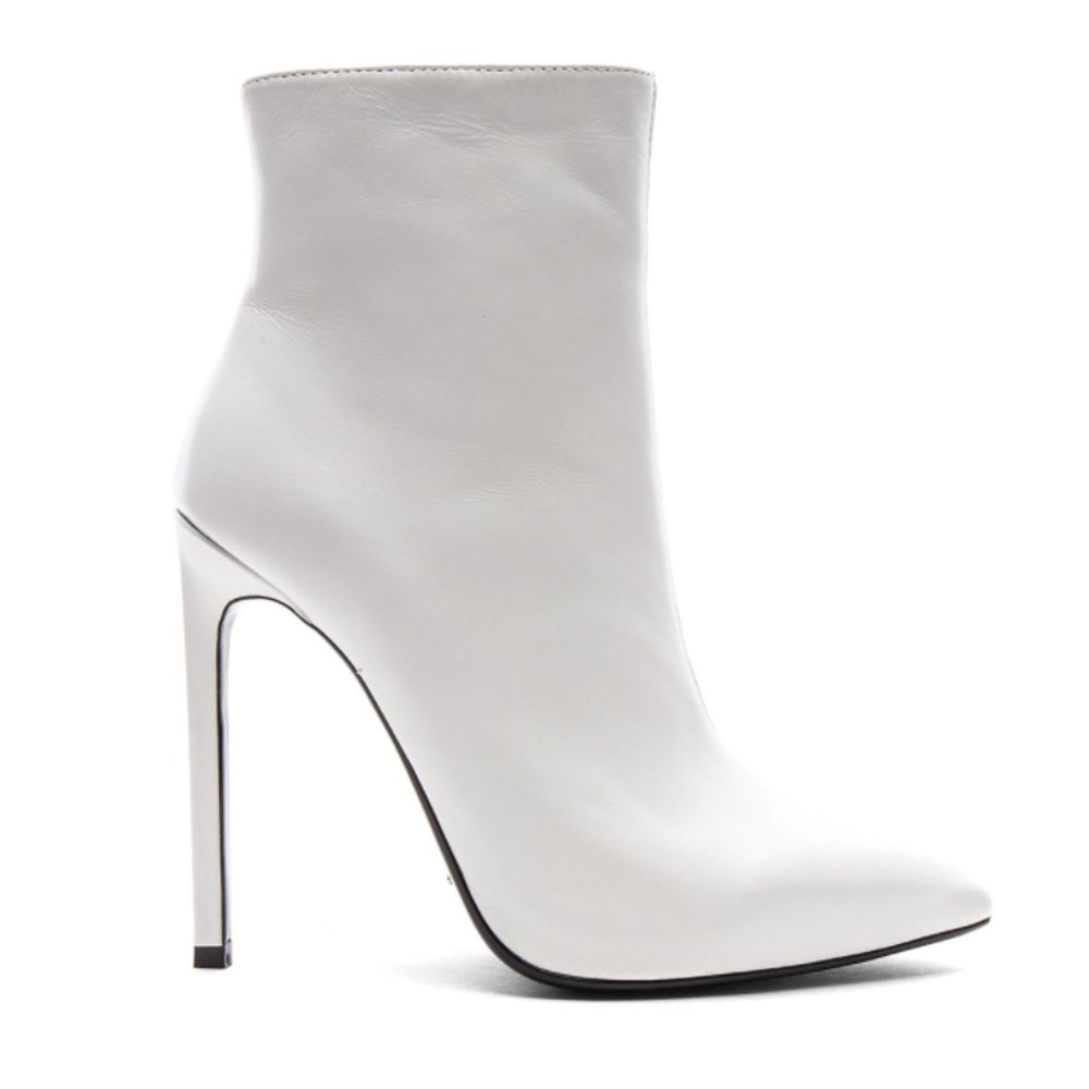 - NEW Tony Bianco Freddie Heeled Bootie White 0225